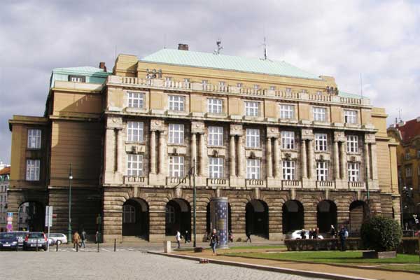 Charles University | Чехія