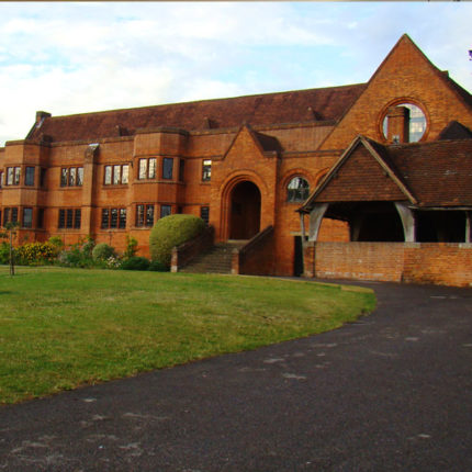 Каникулы в St. Bedales School, Англия